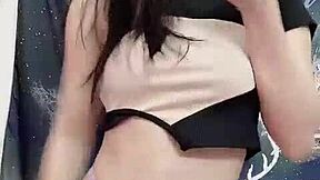 WATCH SEXY VIET GIRL shake her ass in private dance part 1!