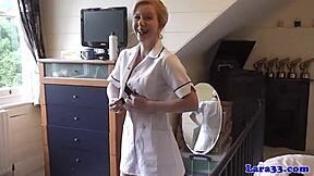 😍 euro milf nurse fingers wet pussy then sucks patient cock in heels!