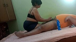 Indian Bhabhi Sucks and Fucks Electrician's Big Cock in Hindi