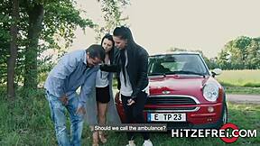 Hitzefrei bonny fucks outdoors to avoid police trouble