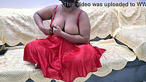 Desi Girl Caught Showing Her Huge Tits