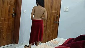 Indian Muslim Boy Sneaks Fuck with Hindu College Girl?