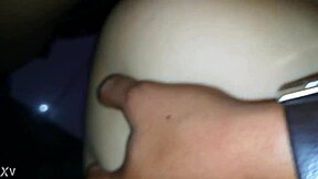 follando rica peruana de la selva con ganas en posicion de perrito