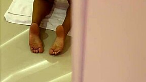 Mi Madrastra shakes her big ass to tempt me into rough pussy pounding till I cum inside