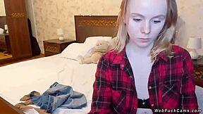 Amateur Blonde Teen Camgirl Poses In Cute Bra And Shirt