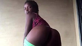 Crazybitch Twerks Her Massive Sexy Ass Outdoors Non-Stop