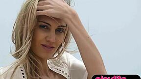 SLENDER BLONDE ITALIAN MILF STRIPS PETITE BODY ON BEACH OUTDOOR