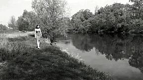 Sweet Sexy Girl's Erotic Music Clip Flashes Ass and Pussy!