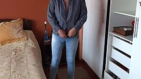 Step mom sees me jerking off to her big ass and gets so turned on