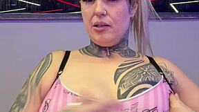 new year gym workout with vibrator in pussy i came so hard down my legs!!