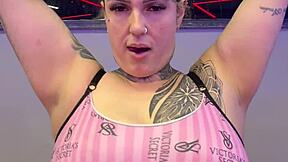 new year gym workout with vibrator in pussy i came so hard down my legs!!