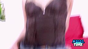 Philly Jhon tongues big pussy milf to rough orgasm