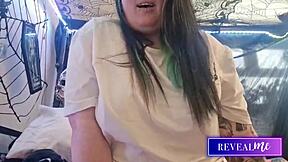 watch this babe strip finger her pussy then vibrate to huge orgasm!!