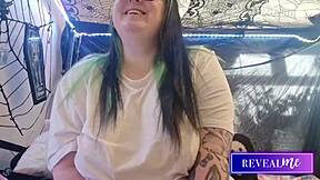 watch this babe strip finger her pussy then vibrate to huge orgasm!!