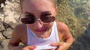 i suddenly crave risky beach blowjob on boyfriend's huge cock with cumshot