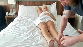 mmm that peachy homemade massage turns into oiled milf bedroom fuck