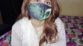 Stepsister invites to bed for rough pussy sharing