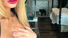 hey look at this woman in wetlook suit and leather boots