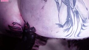 Tatuagem Lorrany's Narrow Ass Gaped After Rough Anal Fingering