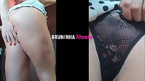 gostosa's athletic big ass and clit shine in sexy jeans pov till that double screen cumshot