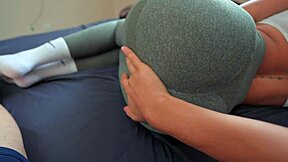 Gym stepsis begs for sweaty doggy