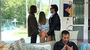 i'm so bored on wanksgiving... free-use milf mother-in-law lets me fuck her kitchen pussy anytime