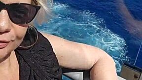 searching cruise stranger to fuck my pussy hard??