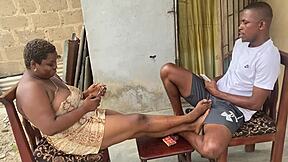 first date turns into amateur teen blowjob on huge black cock