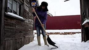 hairy pussy amateur pisses on christmas snow outdoors in fetish compilation