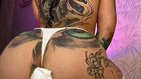 Babe's Split Tongue Pillow Pussy Rub Leads To Deep Ass Fuck Closeup