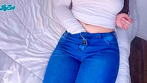 compañera universitaria culona en jeans me espera pa follar duro cowgirl creampie