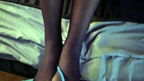 hey metal chick, those long boots off for a stocking footjob?