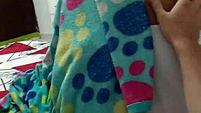 Colombian pregnant wife reluctantly sucks cock while painting nails at home