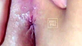 Loira's huge ass princess spreads her pink pussy close up softcore fun!