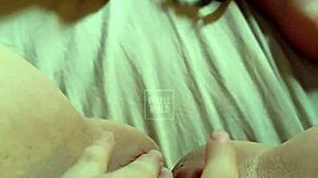 Loira's huge ass princess spreads her pink pussy close up softcore fun!