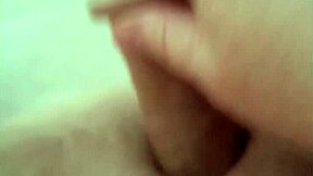 minha madrasta flashes big ass and legs in bedroom, masturbates with dildo for porn influencer tests on bed