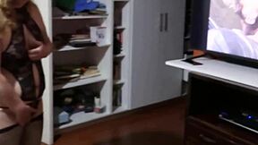 คอมไพล์ - เล่นตัวเองดูโป๊ร์นเพื่อพุ่งน้ำเงี่ยนมหาศาล