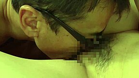 Shinobu Oshima dit : Bienvenue à la clinique de bien-être sexuel pour vos désirs.