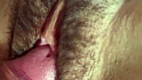 嘿，我的女朋友来了，阴道湿湿的，我干得爽