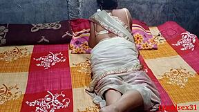 Raw Desi Indian Bhabi Hardcore Sex in Homemade Local Video by Localsex31
