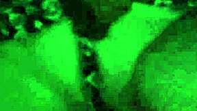 Intenzivne emocije valujejo med zunanjim doggingom z BBW lepoto upognjeno