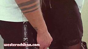 Hey, Bu Sarışının Kamu Otobüsünde Elle Dokunulup Siktirildiğine İnanabiliyor Musun?