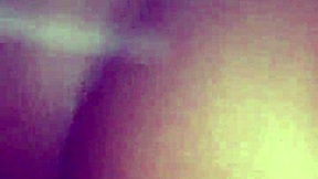 Tjock arsle blir träffad bakifrån