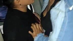 я не верю, что Паула сделала мне минет в автобусе, это было дико и рискованно на общественном транспорте, никогда не думал, что испытаю такое безумное с ней.