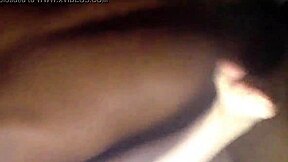 Έντονη συνεδρία deepthroat με μεγάλο μαύρο πούτσο και τεράστιο πούτσο στην Καλιφόρνια