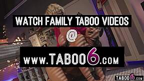 야동 대학 틴 김미 킴과 서머 콜이 와일드 레즈비언 기숙사 쓰리섬에 밀프 디 윌리엄스와