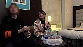 アジアン可愛い子の手作りクリップ