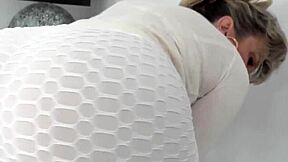 Hei, lady Sonia on sun likainen huora pornohauskalle!