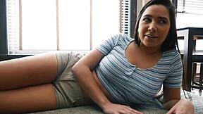 Oletko koskaan nähnyt äitipuolen veljen ja isosiskon jäävän kiinni toiminnassa?