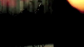 Confissões Eróticas Vintage: Cavalheiro Vitoriano Explora Desejos Familiares Proibidos com Buceta e Boquete da Mamãe